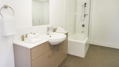 Oaks Townsville Gateway Suites - Kalgoorlie Accommodation 6