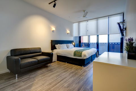 Arena Apartments By CLLIX - Kalgoorlie Accommodation 12