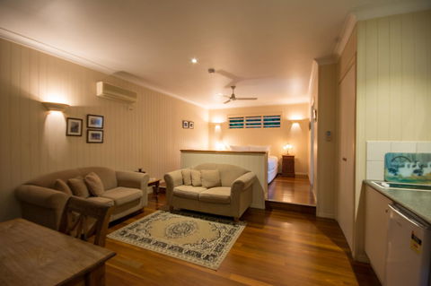Allumbah Pocket Cottages - Kalgoorlie Accommodation 12