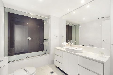 H Star Residences-- Paradise Stayz - Kalgoorlie Accommodation 0