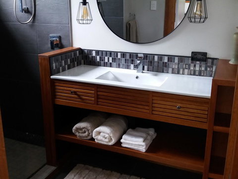 Forest Lodge: Little Villa - Kalgoorlie Accommodation 2