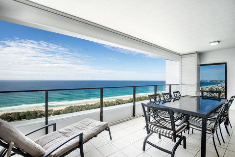 Ultra Broadbeach - Kalgoorlie Accommodation 15