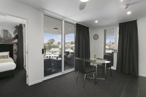 Menso At Southbank - Kalgoorlie Accommodation 22