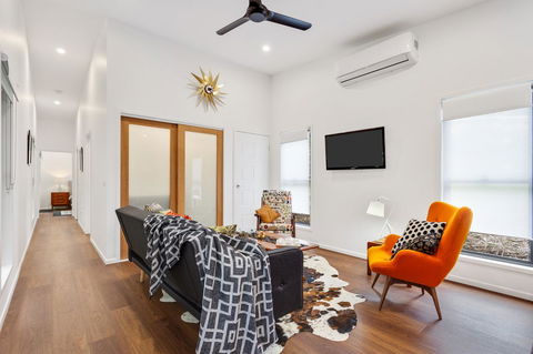 Bower 63 - Kalgoorlie Accommodation 5