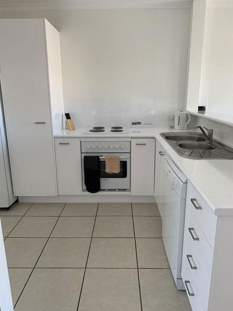 Coolum Beach Getaway Resort - Kalgoorlie Accommodation 12