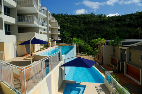 Azure Sea Whitsunday Resort - Kalgoorlie Accommodation 0