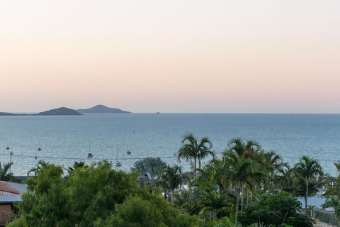 Paradise Penthouse At Waves - Airlie Beach - Kalgoorlie Accommodation 30