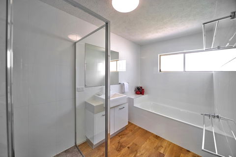 Surf Dance Apartments - Kalgoorlie Accommodation 26