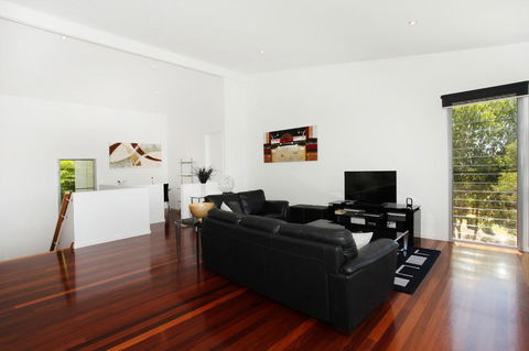224 Centenary Heights Road Coolum Beach, 500 Dollar Bond, Linen Included - Kalgoorlie Accommodation 4