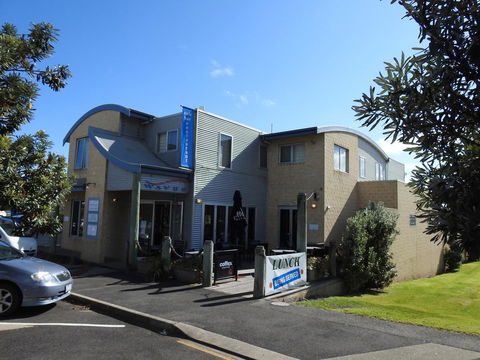 Waves Luxury Suites - Kalgoorlie Accommodation 3
