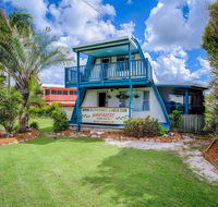Wayfarers Beachouse - Rainbow Beach Everything you need just metres to the beach