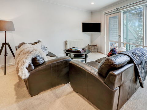 Whistler 5 - Kalgoorlie Accommodation 2