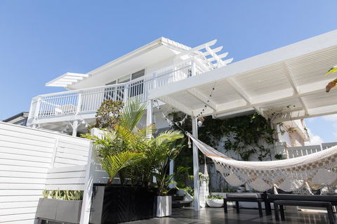 White Beach Cottage - Kalgoorlie Accommodation 0