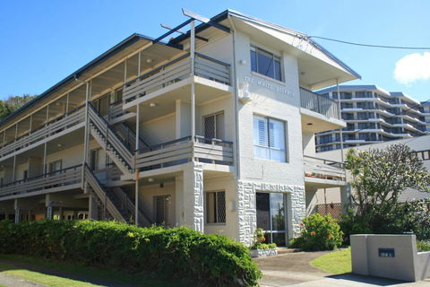 WHITE DOLPHIN, UNIT 5 - Kalgoorlie Accommodation 0