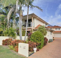 White Horses 7A Achilles Street