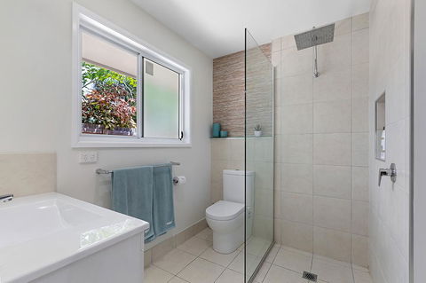 Whitsunday Palms - Kalgoorlie Accommodation 3