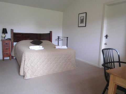 Willalooka Tavern - Kalgoorlie Accommodation 2