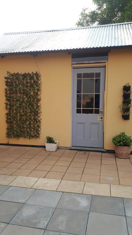 Willowgate Hall Luxury Hosted B&B - Kalgoorlie Accommodation 1