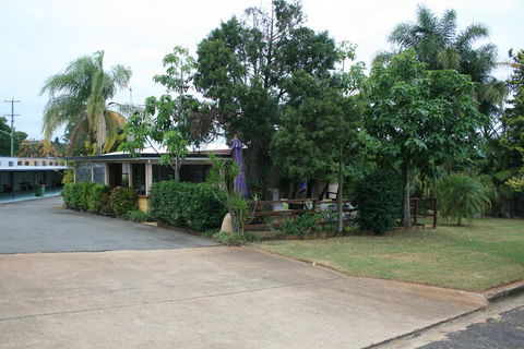 Yarraman Gardens Motel Queensland - Kalgoorlie Accommodation 3