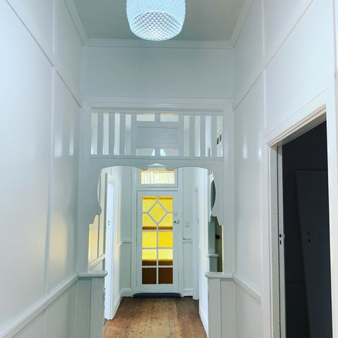 Yellow Door House Adelong - Kalgoorlie Accommodation 3