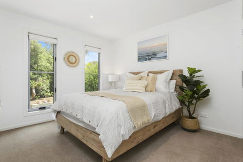 YOU, ME AND THE SEA - BLAIRGOWRIE - Kalgoorlie Accommodation 3