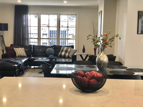 Your Home Away From Home - Kalgoorlie Accommodation 0