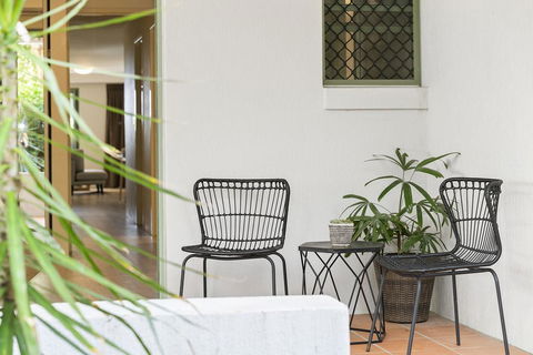 Your Luxury Escape - Karinya At Surfside - Kalgoorlie Accommodation 2