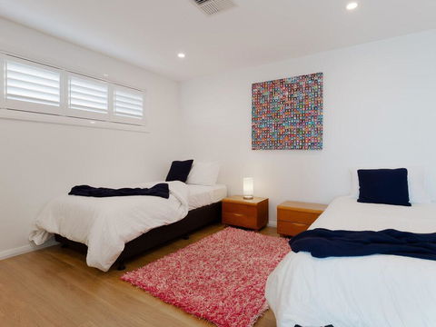 Maison De La Mer 30 Mulubinda Parade - Luxurious, Linen, Aircon And Panoramic Views - Kalgoorlie Accommodation 1