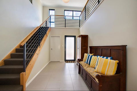 A Little Luxury In Town - Kalgoorlie Accommodation 4