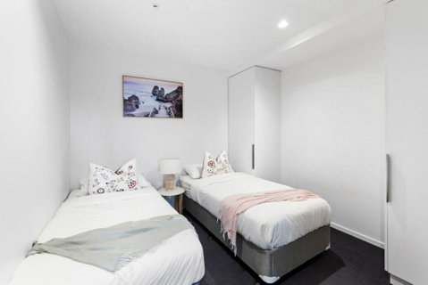 A 2BR Apt Near Shrine Of Remembrance FREE Parking - Kalgoorlie Accommodation 3