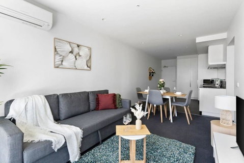 A 2BR Apt Near Shrine Of Remembrance FREE Parking - Kalgoorlie Accommodation 2