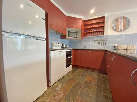 A BEACH AFFAIR - Kalgoorlie Accommodation 4