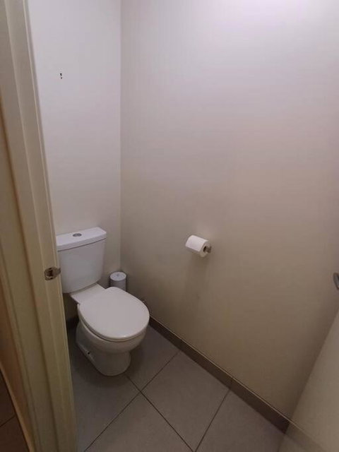 A Beautiful And Spacious Home. - Kalgoorlie Accommodation 4