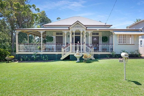 A Charming Queenslander - Kalgoorlie Accommodation 0