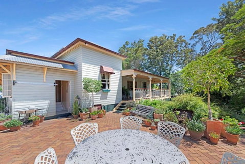 A Charming Queenslander - Kalgoorlie Accommodation 2