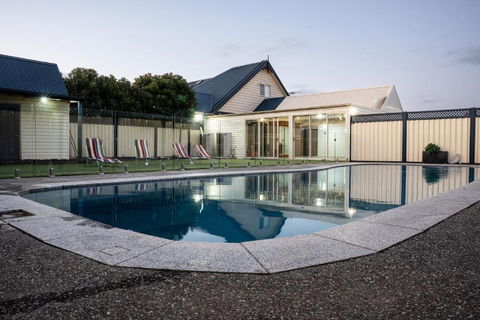 A Gem In Strathtulloh - Kalgoorlie Accommodation 2