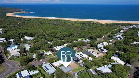 A Grand Beach Retreat - Kalgoorlie Accommodation 1