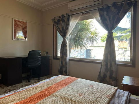 A Nice And Spacious Room In Sunshine - Kalgoorlie Accommodation 1