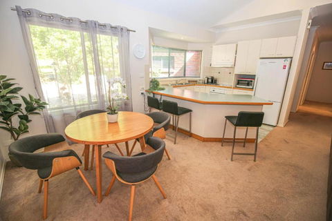 Abenaki - Kalgoorlie Accommodation 2