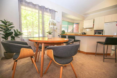 Abenaki - Kalgoorlie Accommodation 3