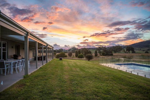 Abingdon House - Mudgee Retreat - Kalgoorlie Accommodation 0