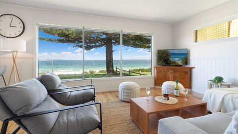 Absolute Beach - Kalgoorlie Accommodation 1