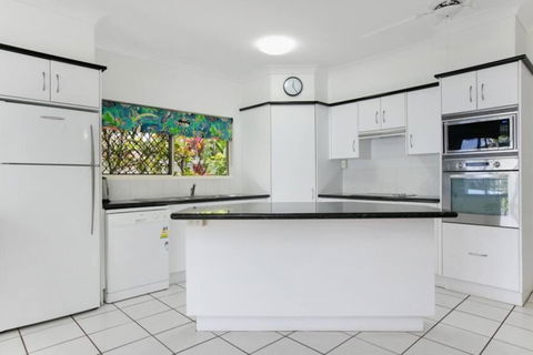 Absolute Beachfront Apartment - Kalgoorlie Accommodation 1