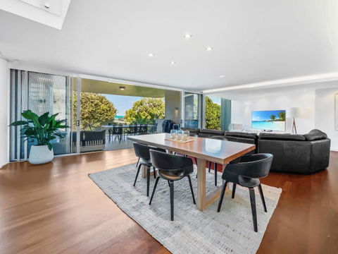 Absolute Beachfront Beach House With Amazing Views - Kalgoorlie Accommodation 2