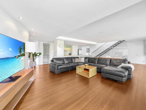 Absolute Beachfront Beach House With Amazing Views - Kalgoorlie Accommodation 4