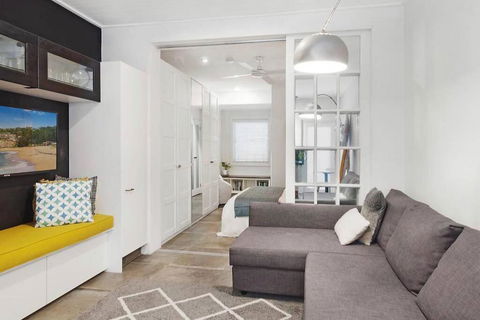 Absolute Beachfront Surf Unit In Terrigal/Wambi - Kalgoorlie Accommodation 3