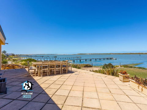 Absolute Water Frontage W/ Jetty + Boat Ramp - Kalgoorlie Accommodation 4