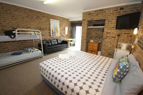 Acacia Snowy Motel - Kalgoorlie Accommodation 2