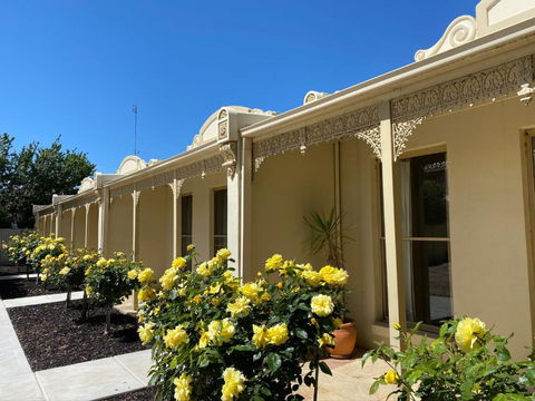 Acacia Terraces - Kalgoorlie Accommodation 1