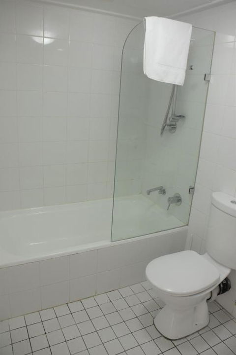 Accommodation Sydney CBD - Hyde Park Plaza Park View 38 College Street Studio Apartment - Kalgoorlie Accommodation 1